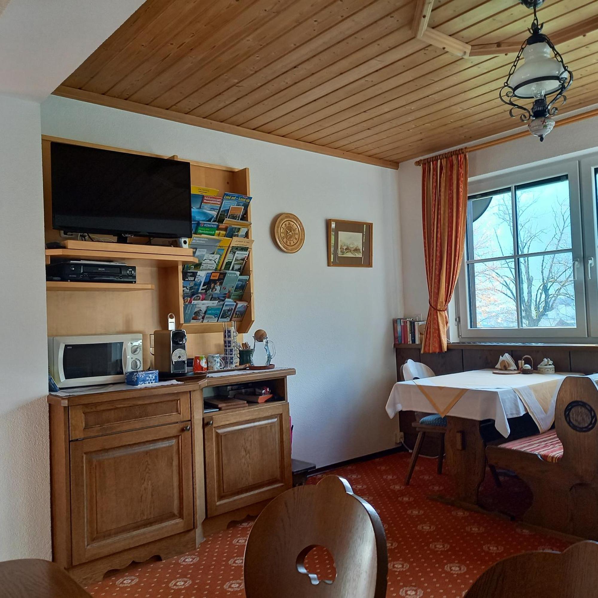 Gaestehaus Sieglinde โกเซา ภายนอก รูปภาพ