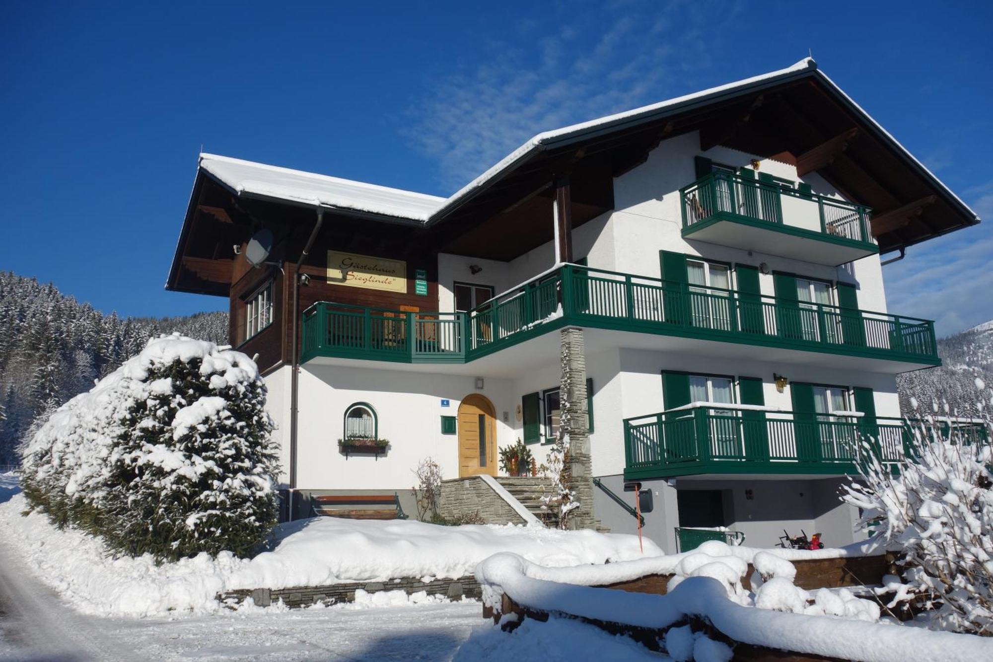 Gaestehaus Sieglinde โกเซา ภายนอก รูปภาพ